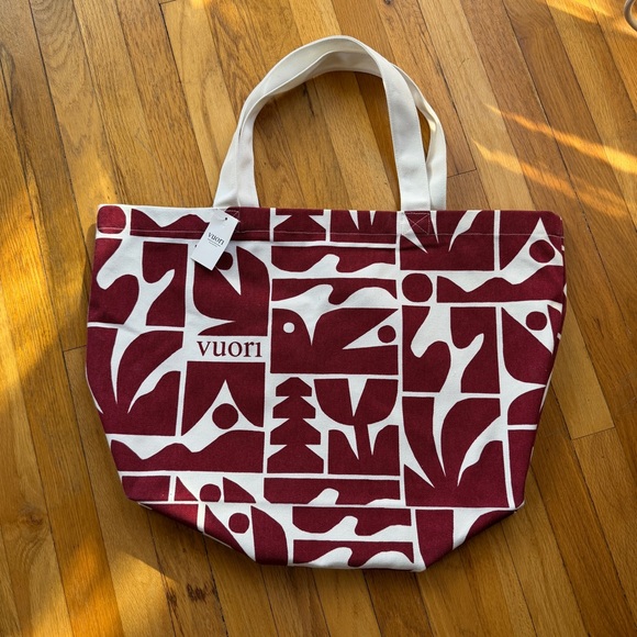 Vuori Handbags - NEW Vuori red and white printed canvas tote bag